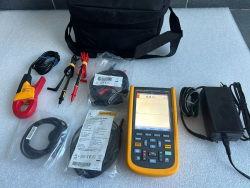 Fluke 124B Industrial ScopeMeter 40 MHz - FLUKE