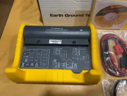 Fluke 1623-2 GEO Earth Ground Tester - 3