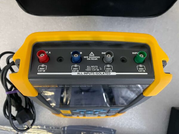 Fluke 190-104 Color ScopeMeter - 7