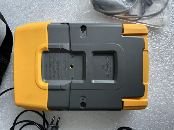 Fluke 190-502 ScopeMeter Test Tool Portatif osiloskop - 4