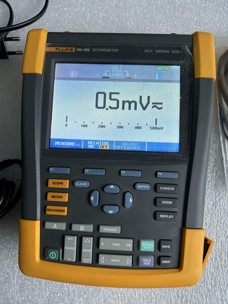 Fluke 190-502 ScopeMeter Test Tool Portatif osiloskop - 1