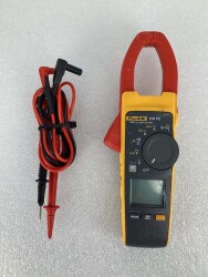 Fluke 376 FC True-RMS AC/DC Clamp Meter. - FLUKE