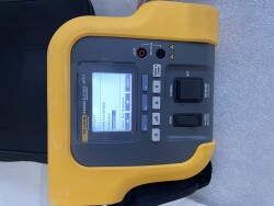 Fluke ESA609 Electrical Safety Tester and Analyzer - 7