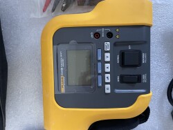 Fluke ESA609 Electrical Safety Tester and Analyzer - 8