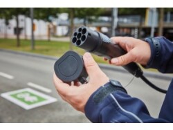 Fluke FEV300 Elektrikli Araç Şarj İstasyonları İçin Test Adaptörü Setleri - FLUKE (1)