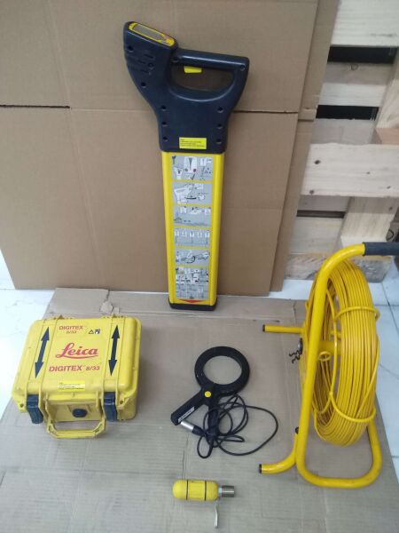 Leica Digimouse -Digitex 8/33 Signal Generator- Digicat 550i Cable Locator- Digitrace Cable Set - 1