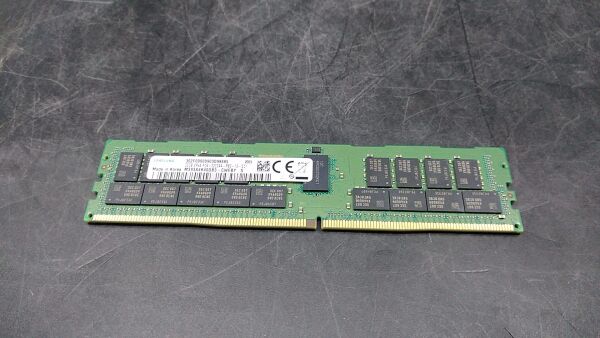 Samsung 32GB 3200MHz DDR4 RDIMM PC4-25600 M393A4K40DB3-CWE - 1