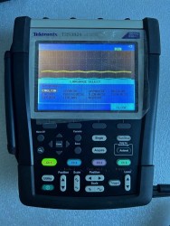 Tektronix THS3024 FOUR CHANEL OSCILLOSCOPE 200Mhz 5 Gs/s - 3