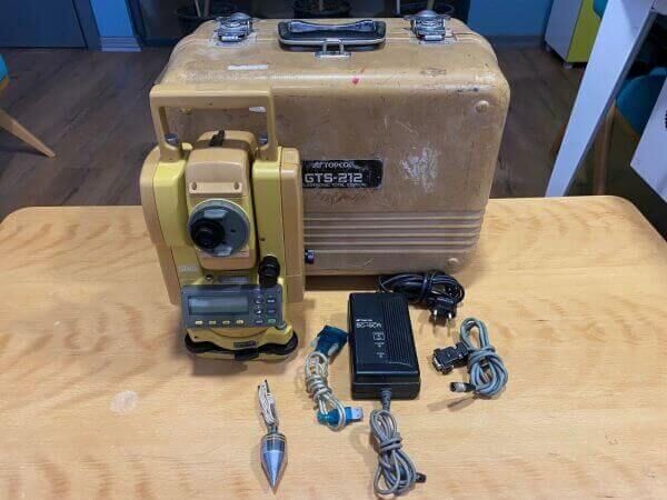 Topcon GTS-212 Surveying Total Station *** Calibrated *** GTS212 - 3